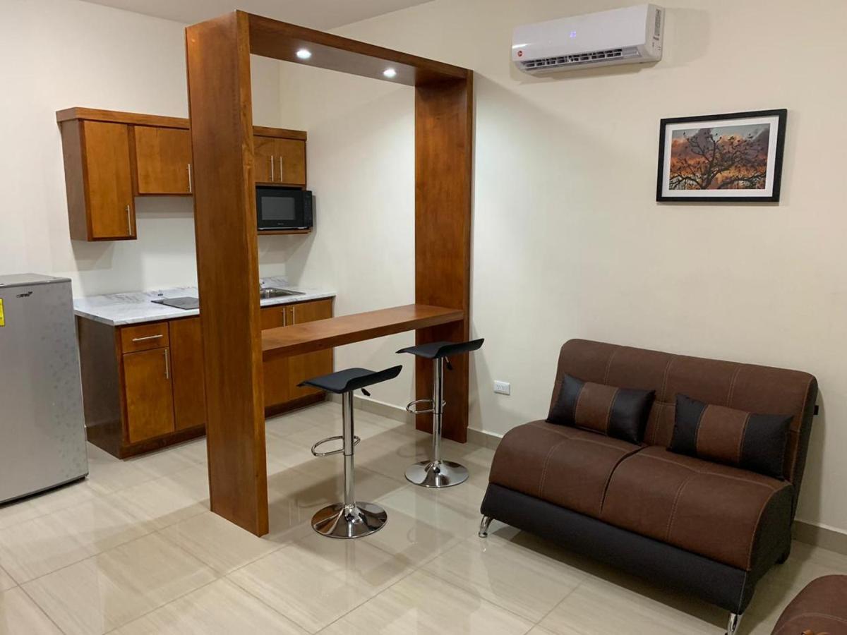 Cmg Suites Ciudad Acuña Екстериор снимка